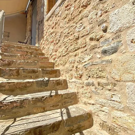 Traditional Stone House In Apartment Chandrinos