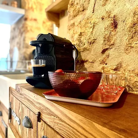 Apartmán Traditional Stone House In *