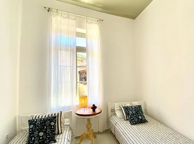 Traditional Stone House In Chandrinos