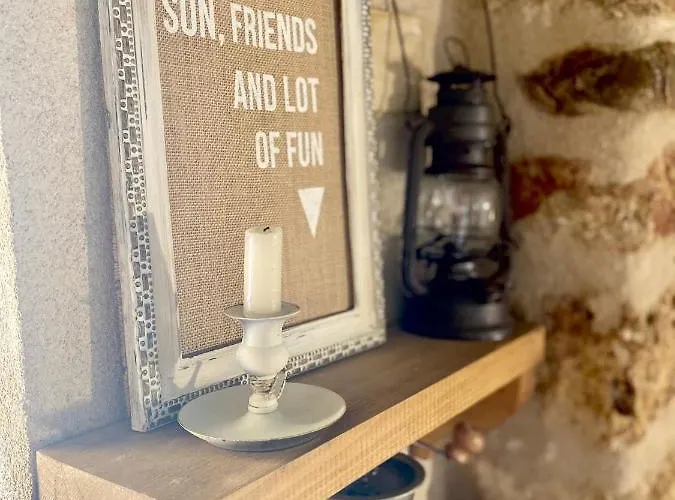 Traditional Stone House In Chandrinos