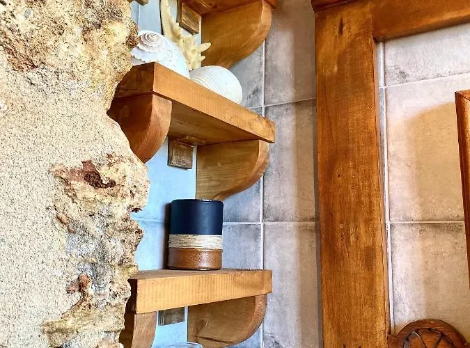 Traditional Stone House In Chandrinos