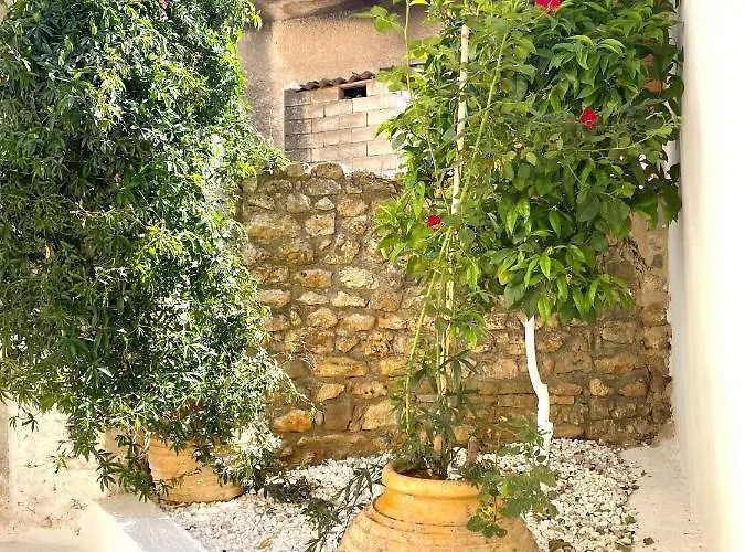 Traditional Stone House In Apartamento Chandrinos