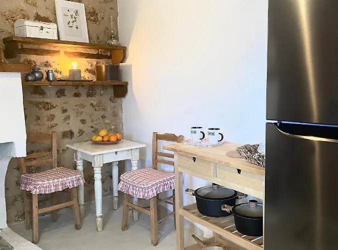 Apartamento Traditional Stone House In